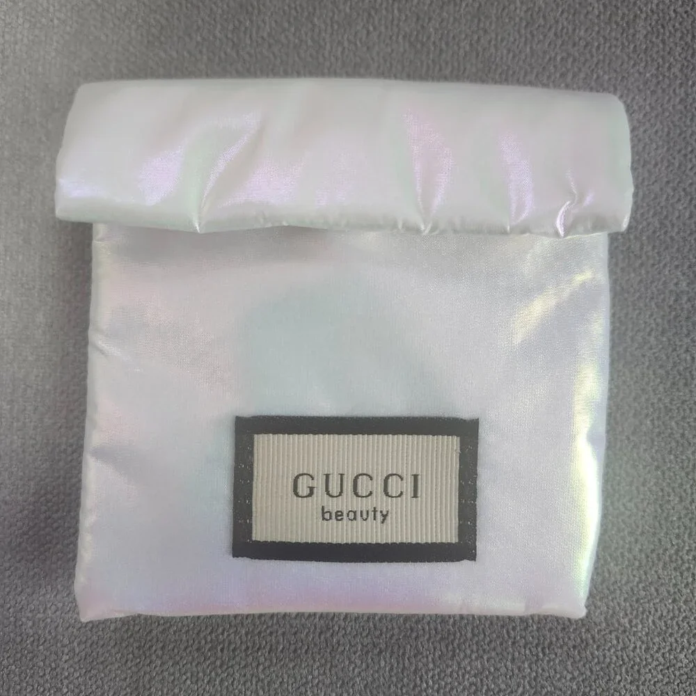 Gucci Beauty Mirror and Pouch - Picture 4 of 7